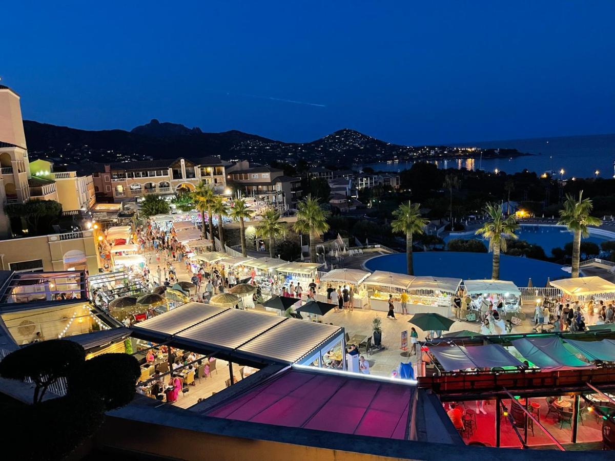 Village Cap Esterel Duplex Vue Mer Centre Saint-Raphael  Ngoại thất bức ảnh